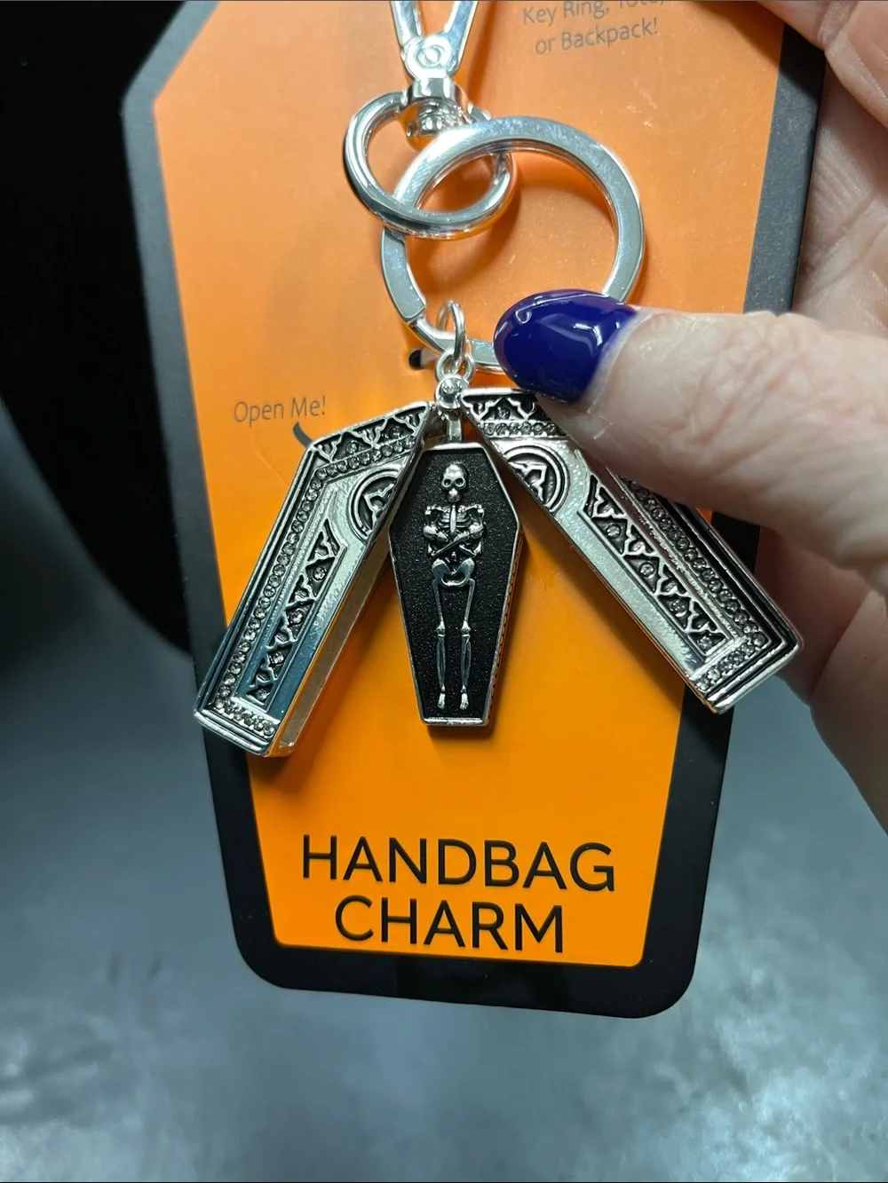 New Silver Decorative Handbag Charm Keychain - Silver Tone Split Coffin